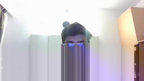 Slave looking for Mistress online show from April 12, 7:41 pm