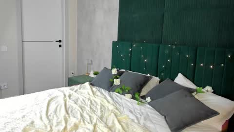 Snapshot of ann_garcia chatting on February 20, 6:26 am ann online show from February 20, 6:26 am