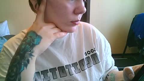 Snapshot of ann_lelala_ chatting on February 14, 6:45 am ann_lelala_ online show from February 14, 6:45 am