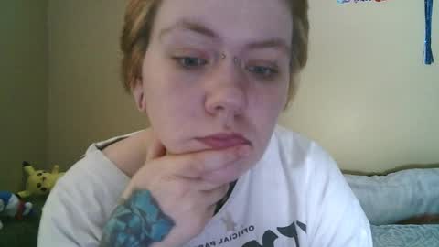 Snapshot of ann_lelala_ chatting on February 16, 1:27 pm ann_lelala_ online show from February 16, 1:27 pm