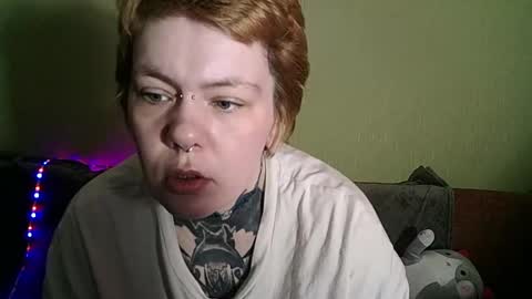 Snapshot of ann_lelala_ chatting on February 18, 7:43 am ann_lelala_ online show from February 18, 7:43 am