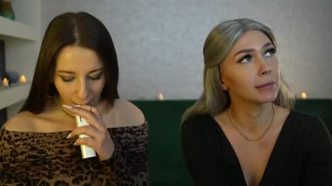 anna13121312 online show from February 23, 8:55 pm