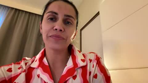 Snapshot of anna___25 chatting on May 22, 7:08 pm Anna online show from May 22, 7:08 pm