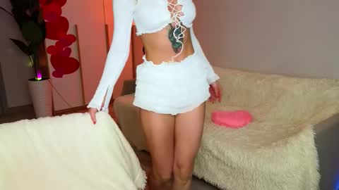 anna__herrera online show from February 17, 9:54 pm