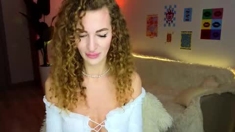 anna__herrera online show from March 14, 10:15 pm