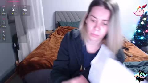 Anadirectgirl online show from December 16, 7:00 pm