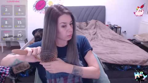 Snapshot of anna_ana chatting on March 16, 4:11 pm Anadirectgirl online show from March 16, 4:11 pm