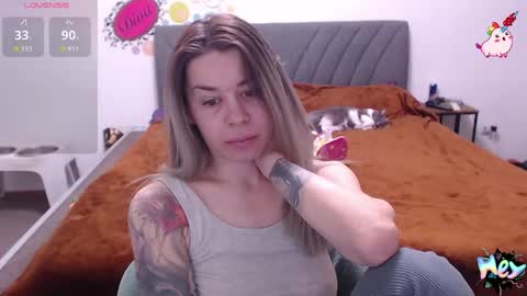 Snapshot of anna_ana chatting on April 18, 7:56 am Anadirectgirl online show from April 18, 7:56 am