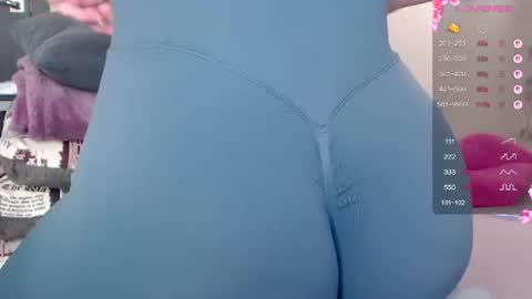 Snapshot of anna_asss chatting on June 9, 4:07 pm anna_asss online show from June 9, 4:07 pm