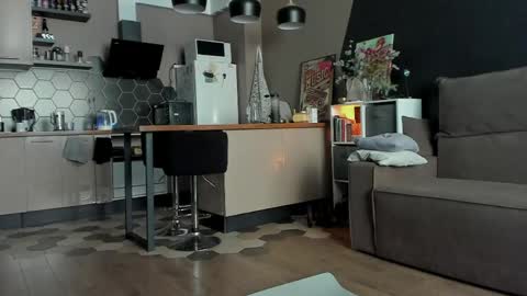 Snapshot of anna_belle3 chatting on April 8, 2:55 am AnnaThe next stream is tomorrow online show from April 8, 2:55 am