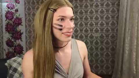 Snapshot of anna_inheart chatting on June 28, 8:04 pm Anna online show from June 28, 8:04 pm