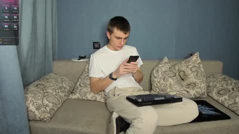 Snapshot of anna_jason chatting on December 29, 7:11 pm Fansly Jason sweet ass online show from December 29, 7:11 pm