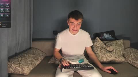 Snapshot of anna_jason chatting on January 6, 8:39 pm Fansly Jason sweet ass online show from January 6, 8:39 pm