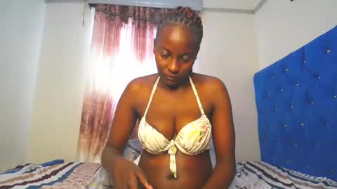 anna kinky1 online show from February 13, 8:43 am