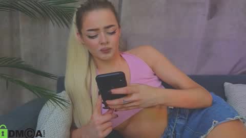 Anna online show from November 6, 2:51 pm