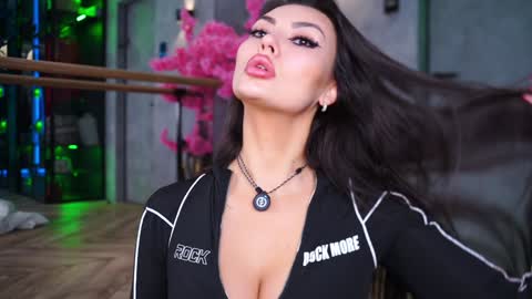 AnnaPurna online show from December 4, 9:13 pm