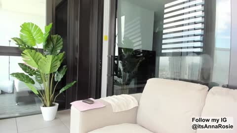 Anna online show from December 21, 4:19 am