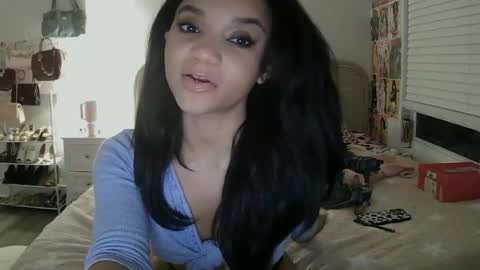 Snapshot of annabananaxoxoxo chatting on June 21, 4:26 am anna banana online show from June 21, 4:26 am