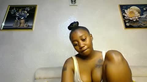 Annabel online show from February 8, 6:01 pm