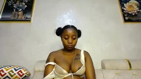 Annabel online show from February 17, 9:30 pm