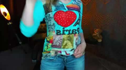 Snapshot of annabel_xxx chatting on April 30, 8:57 pm Annabel online show from April 30, 8:57 pm