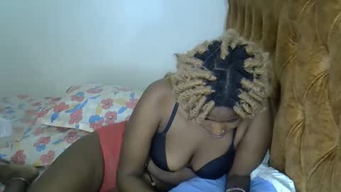 annabellapretty online show from October 13, 5:07 am