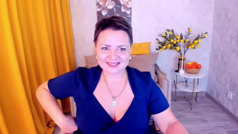 Snapshot of annacorlane chatting on May 6, 12:32 pm annacorlane online show from May 6, 12:32 pm