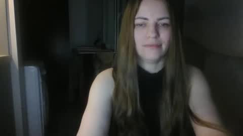 annadiamond1 online show from March 3, 11:10 pm