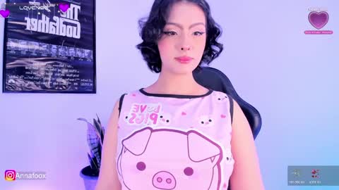 annafoox_ online show from March 30, 3:40 am