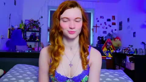 Snapshot of annakeenon chatting on July 20, 6:17 am Anna online show from July 20, 6:17 am