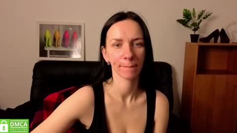 Snapshot of annakillian_kiss chatting on April 21, 5:47 am Anna online show from April 21, 5:47 am