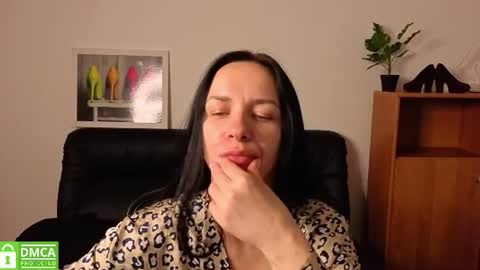 Snapshot of annakillian_kiss chatting on June 26, 5:56 am Anna online show from June 26, 5:56 am
