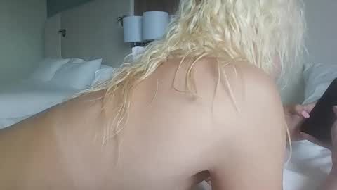 Snapshot of annamarrie777 chatting on June 6, 2:33 pm AnnaMarrie online show from June 6, 2:33 pm