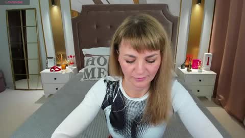 Anna online show from April 1, 12:55 am