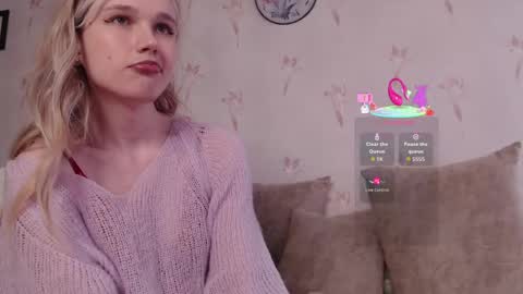 Snapshot of annatomnaya chatting on May 6, 1:16 pm annatomnaya online show from May 6, 1:16 pm