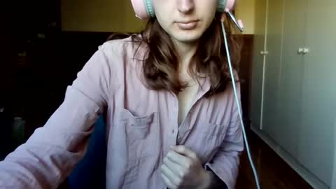 Snapshot of annavie chatting on October 12, 11:59 pm annavie online show from October 12, 11:59 pm