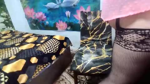 Snapshot of annaxgoldx chatting on April 16, 7:42 am AnnaxGoldX online show from April 16, 7:42 am