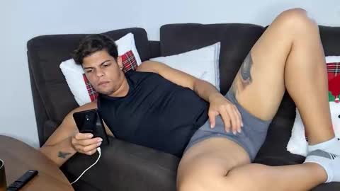 Snapshot of anndyhardy11 chatting on December 24, 11:55 pm Anndy Hardy online show from December 24, 11:55 pm