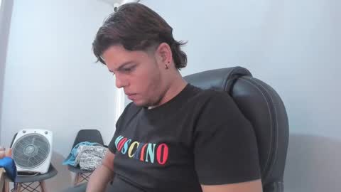 Snapshot of anndyhardy11 chatting on January 12, 5:01 pm Anndy Hardy online show from January 12, 5:01 pm