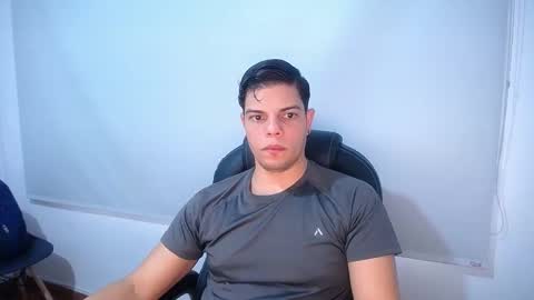 Snapshot of anndyhardy11 chatting on February 1, 12:16 pm Anndy Hardy online show from February 1, 12:16 pm