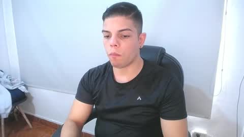 Snapshot of anndyhardy11 chatting on March 3, 3:20 pm Anndy Hardy online show from March 3, 3:20 pm