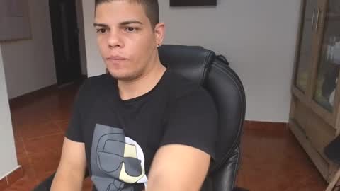 Snapshot of anndyhardy11 chatting on September 26, 9:19 pm Anndy Hardy online show from September 26, 9:19 pm