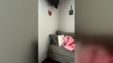 anne online show from February 17, 8:04 pm