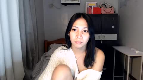 anne_chanelx online show from May 30, 1:46 am