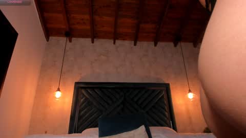 Snapshot of anne_mallow chatting on February 6, 7:24 am Ann online show from February 6, 7:24 am