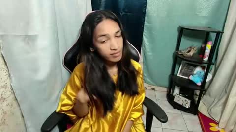 Snapshot of annebisyosa_angela chatting on March 22, 5:22 am annebisyosa_angela online show from March 22, 5:22 am