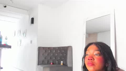 Snapshot of annebullocks chatting on February 15, 2:55 pm Annie online show from February 15, 2:55 pm