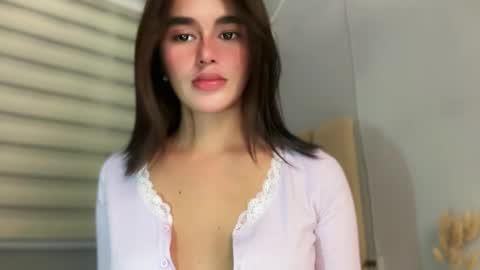 Snapshot of annedee_ chatting on December 16, 4:56 pm Kim online show from December 16, 4:56 pm