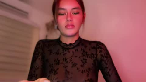 Snapshot of annedee_ chatting on April 7, 7:58 pm Kim online show from April 7, 7:58 pm