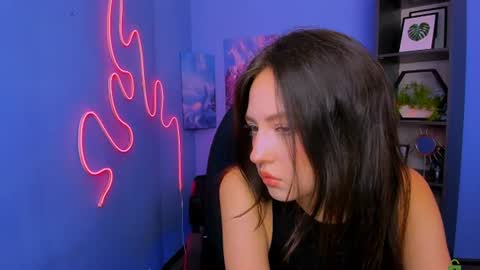 Snapshot of anneta_moon chatting on July 2, 10:54 am Anneta online show from July 2, 10:54 am
